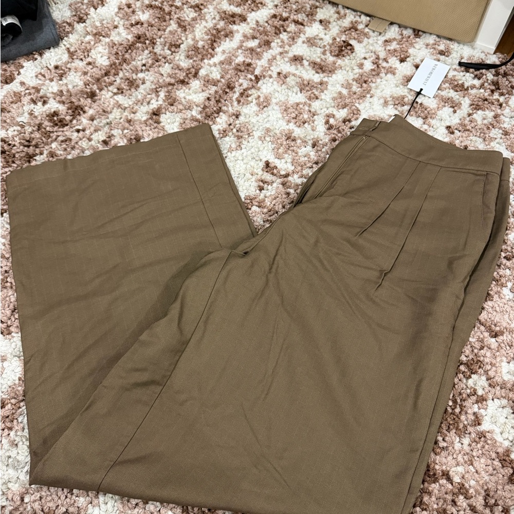 High waisted pants